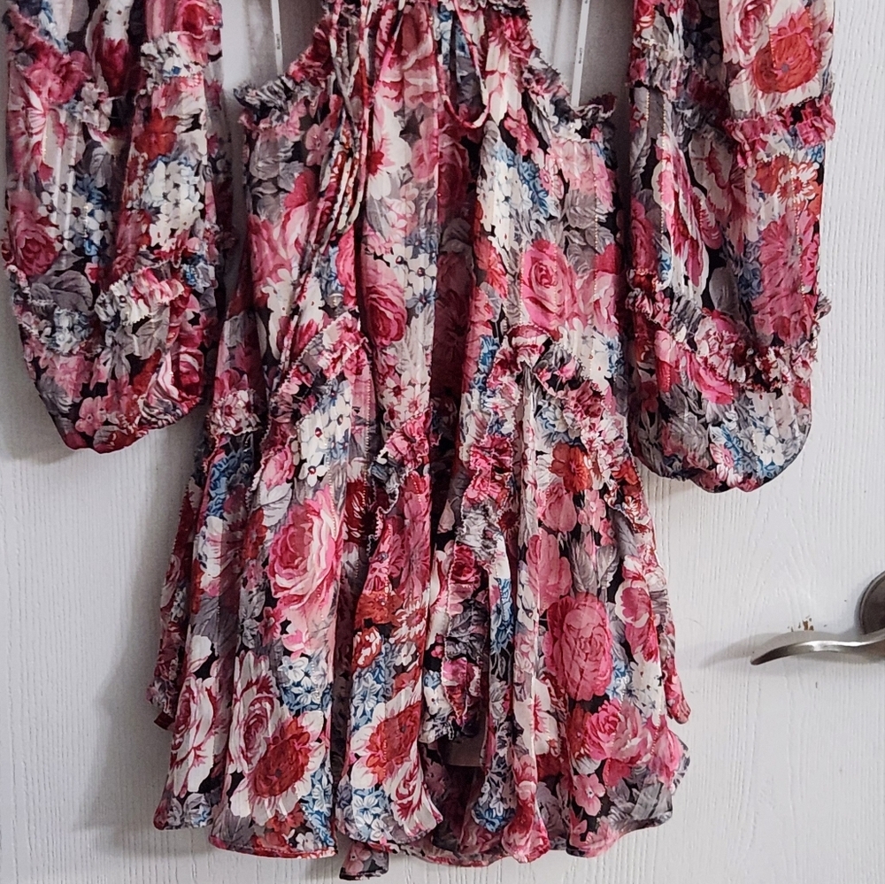 Elliatt Bay Floral Dress - Picture 11 of 15